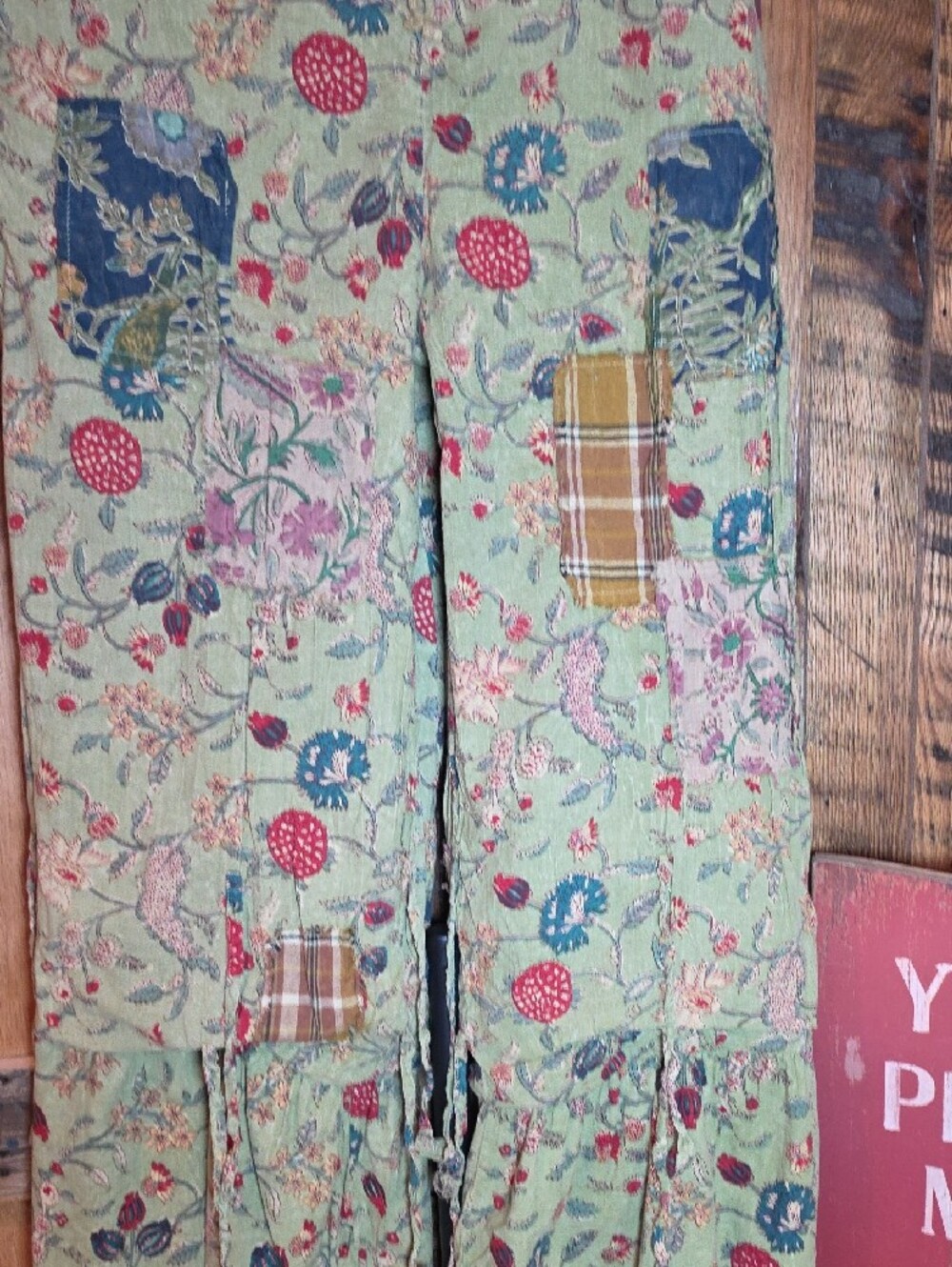190p A Rare Bird Reversible Strawberry Pant - Picture 10 of 16